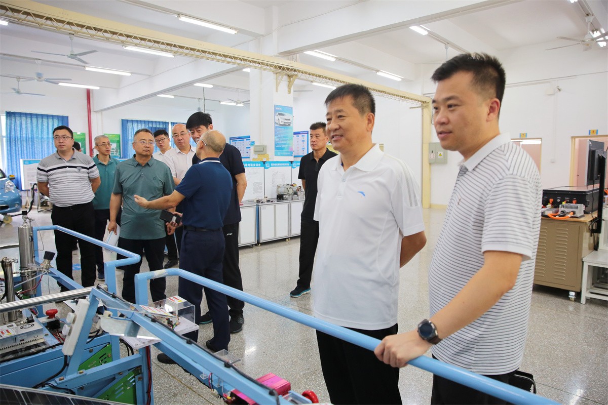 深圳風(fēng)向標教育資源股份有限公司