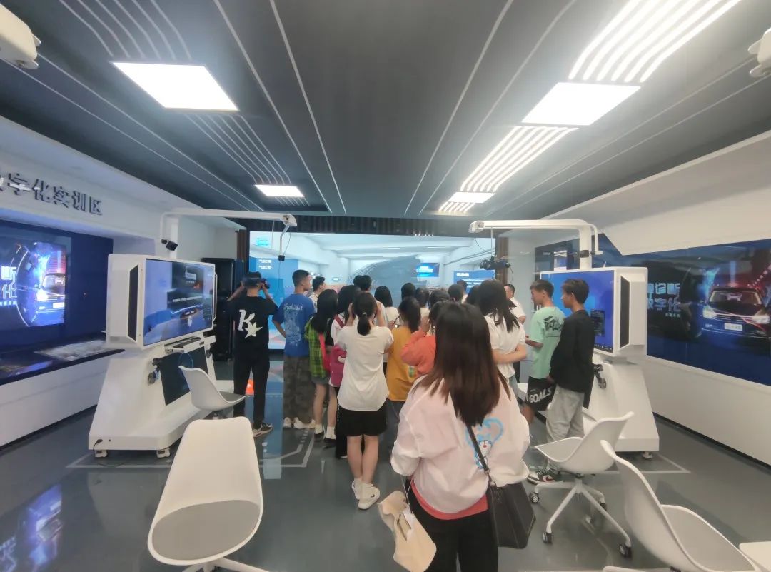 深圳風(fēng)向標教育資源股份有限公司 深圳風(fēng)向標教育資源股份有限公司
