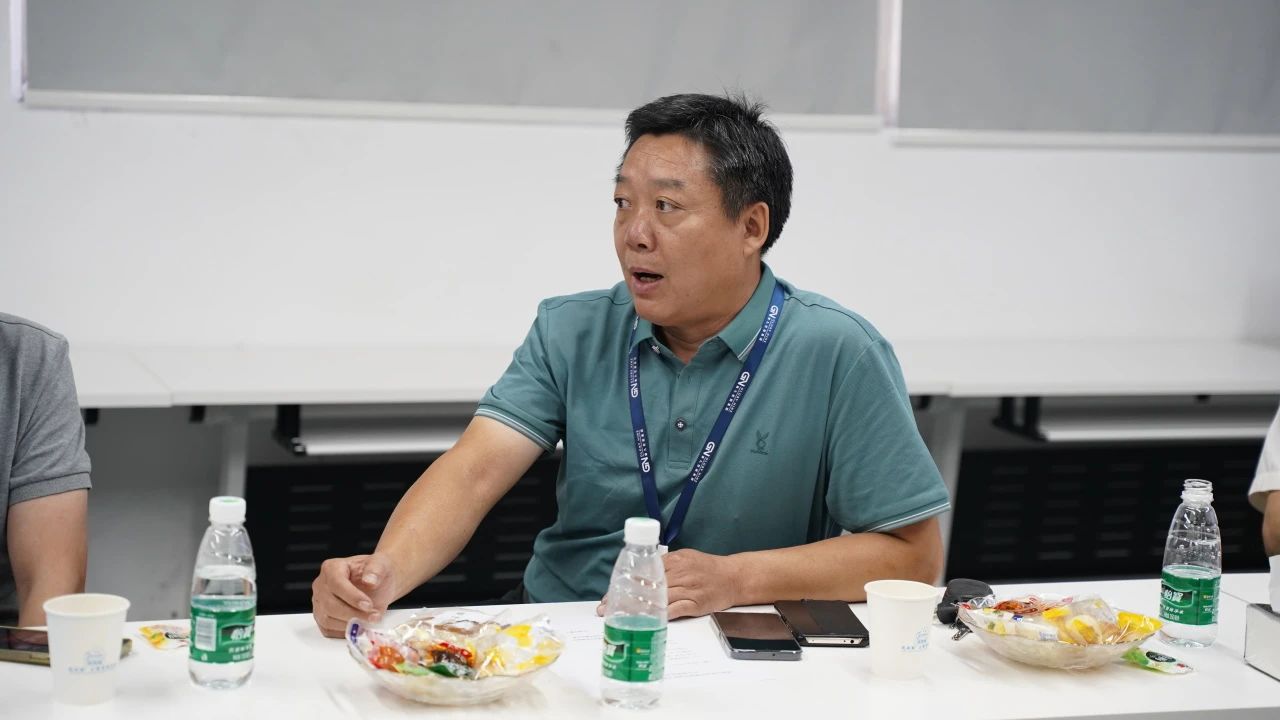 深圳風(fēng)向標教育資源股份有限公司 深圳風(fēng)向標教育資源股份有限公司