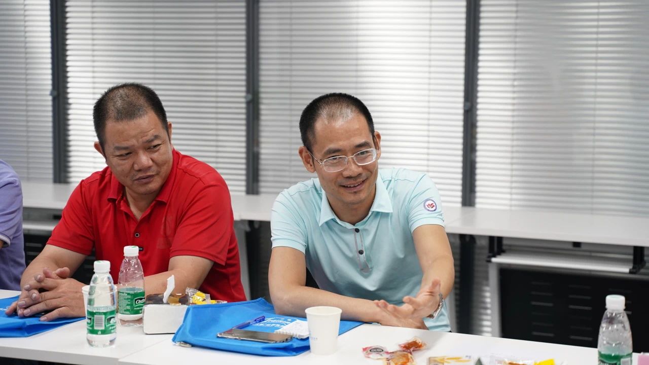 深圳風(fēng)向標教育資源股份有限公司 深圳風(fēng)向標教育資源股份有限公司