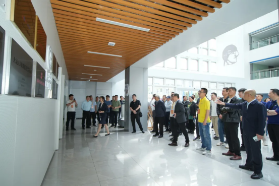 深圳風(fēng)向標教育資源股份有限公司