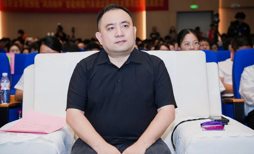 深圳風(fēng)向標教育資源股份有限公司