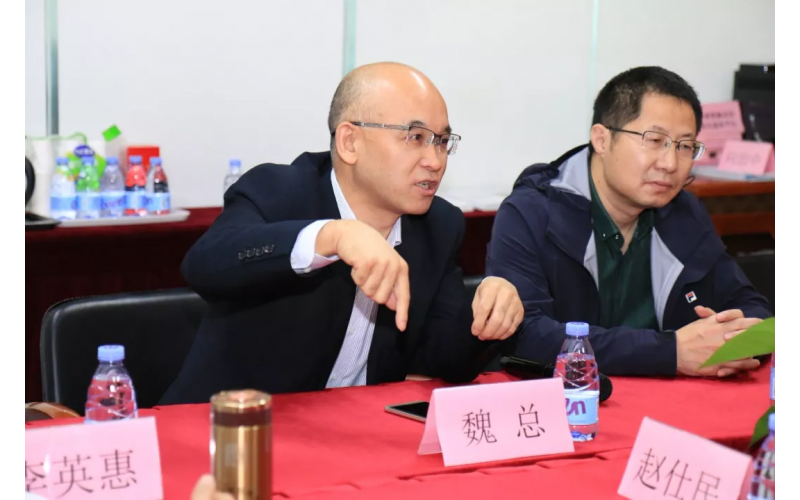 重慶市巴南區教委來(lái)我司參觀(guān)交流