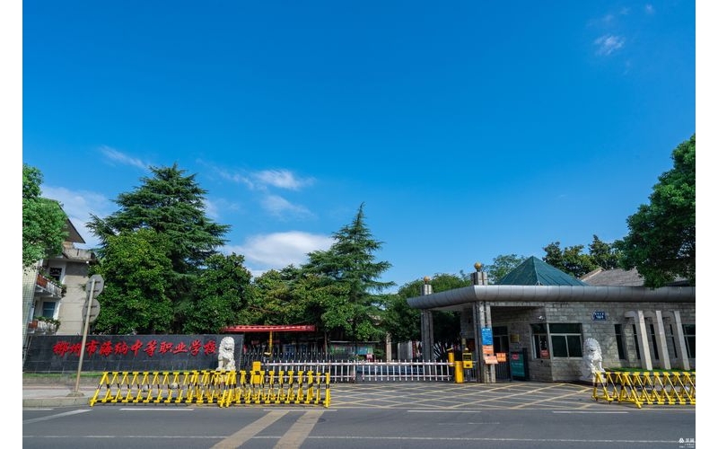 風(fēng)向標與郴州市海納中等職業(yè)技術(shù)學(xué)校產(chǎn)教融合校企合作
