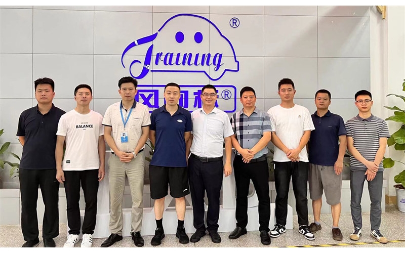 賦能聚力 攜手共贏(yíng)-風(fēng)向標合作伙伴培訓成功舉行